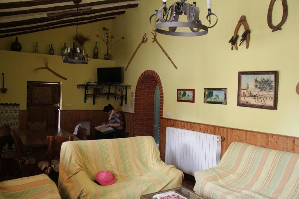 Casa Rural La Noria La Escucha ภายนอก รูปภาพ